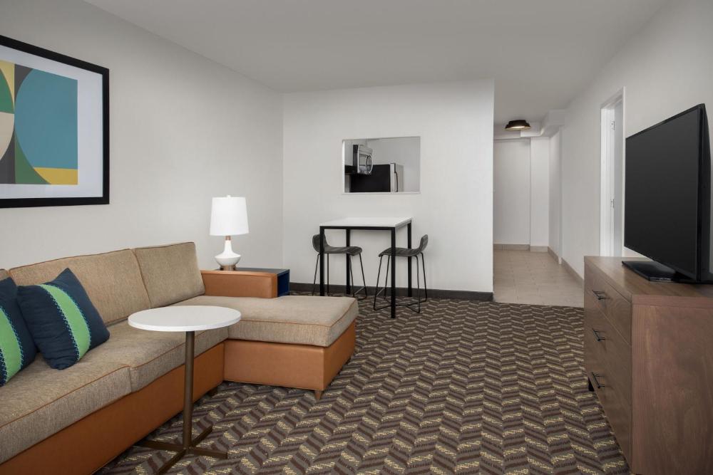 1 Bedroom Suite, King, Sofa bed interior